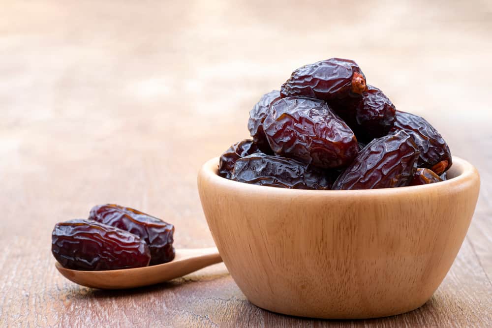 خرما استعمران درجه یک با رنگ طبیعی و طعم اصیل